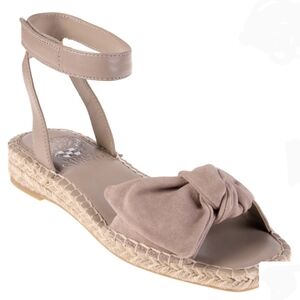 Elegant Tan Espadrille Sandals